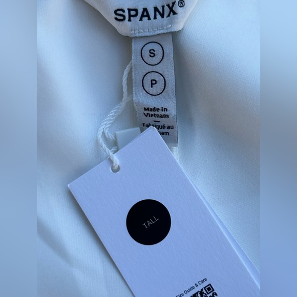 SPANX NWT Heavyair Tapered Pants in Powder Ankle Length Size Small Tall - Picture 3 of 12